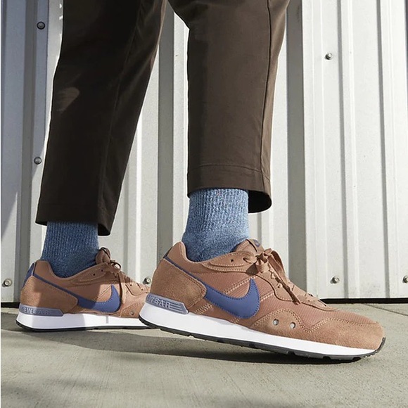 Nike venture runner size 13 - Picture 8 of 8